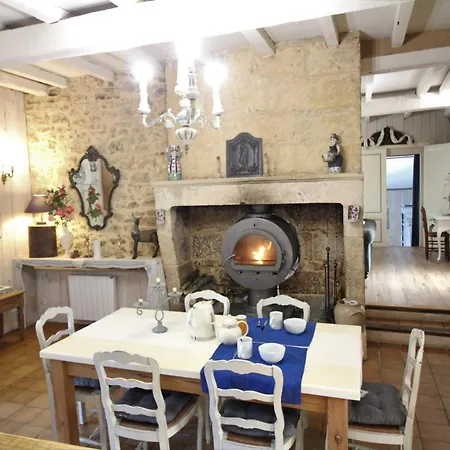 בית נופש Lamarmette, Calme Et Confort, Piscine Privative, Borne Ve *